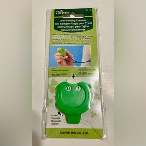 New Clover 3118, Mini Kacha-Kacha Knit Counter, green, reset dial, lock dial